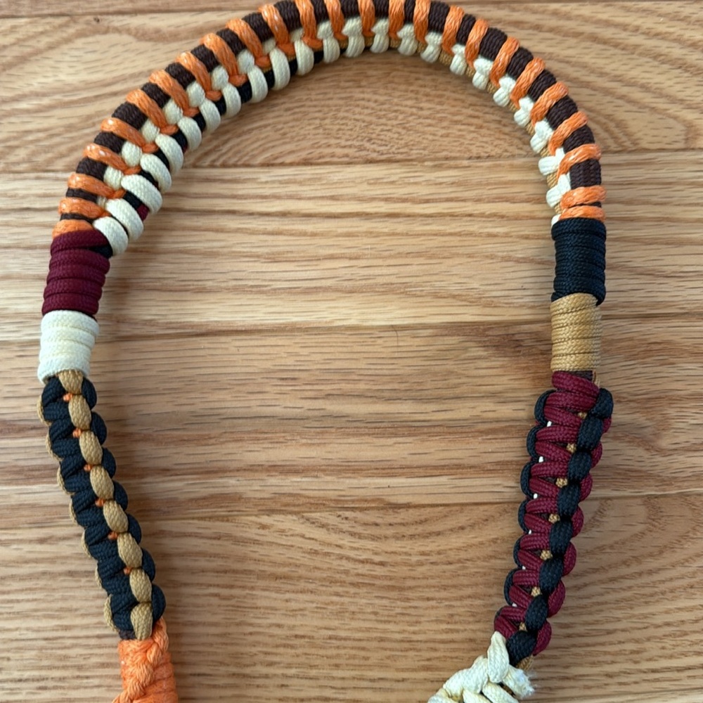 NWOT MIN & MON PARACORD STRAP - Picture 3 of 3